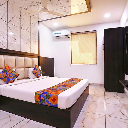 Fabhotel Grand Sparrow Tājganj المظهر الخارجي الصورة