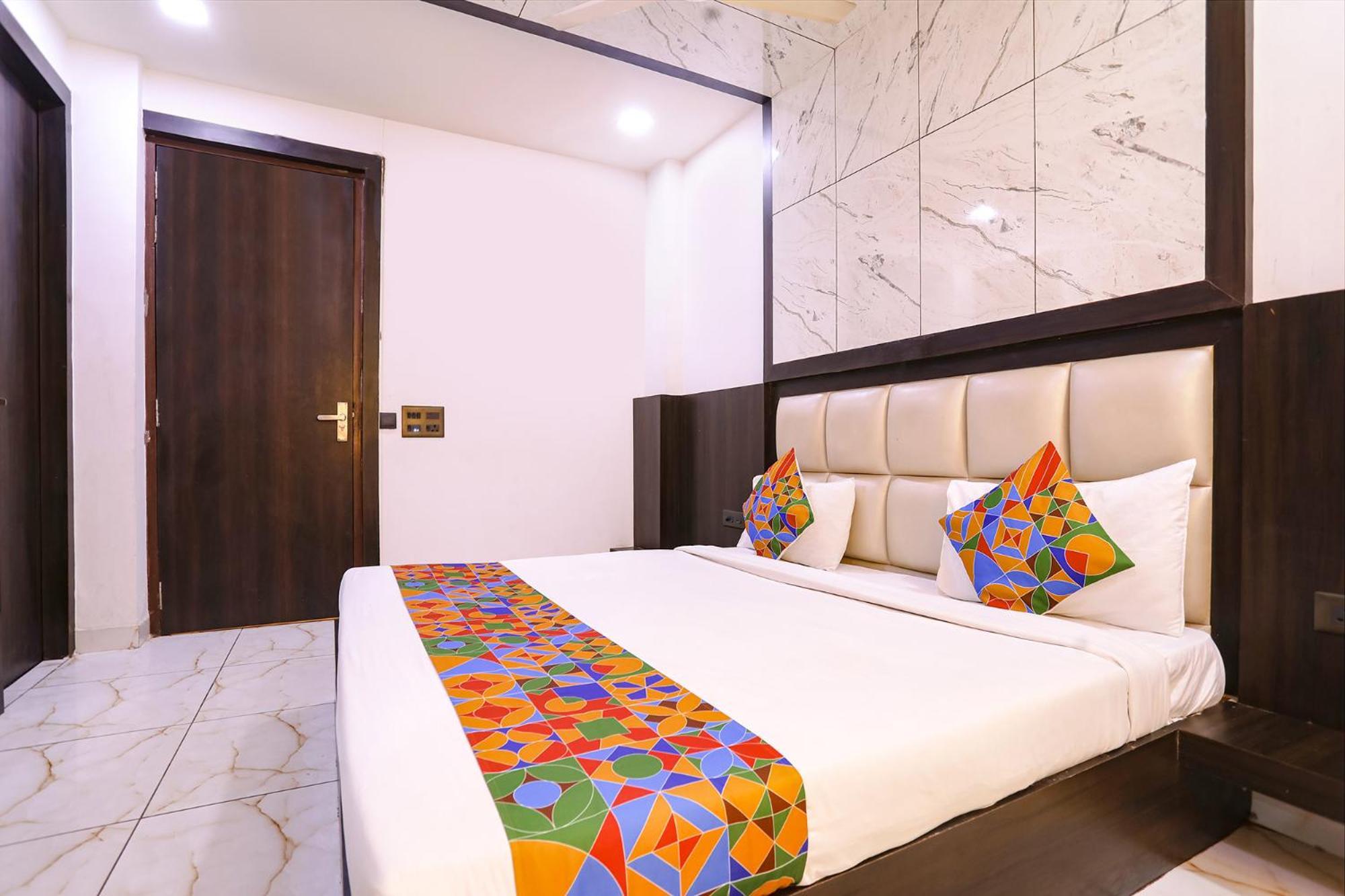 Fabhotel Grand Sparrow Tājganj المظهر الخارجي الصورة