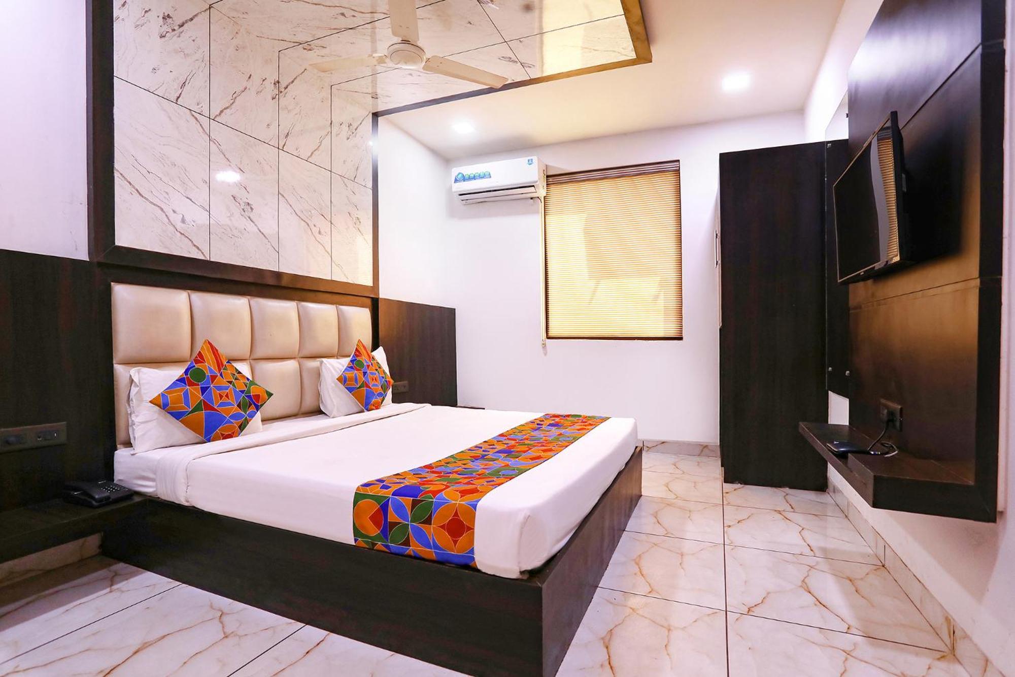 Fabhotel Grand Sparrow Tājganj المظهر الخارجي الصورة